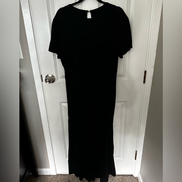 SHEIN Dresses & Skirts - short sleeve maxi dress